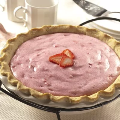 Pastel de fresa y gasa