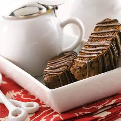 Biscotti de cereza con chocolate