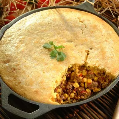 Cazuela de Tostada Francesa de Durazno y Almendras