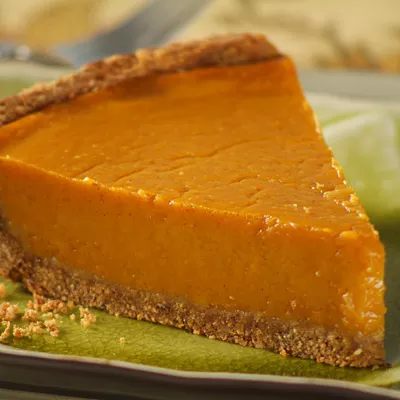 Pastel de calabaza más ligero LIBBY'S® con corteza de pastel de granos integrales