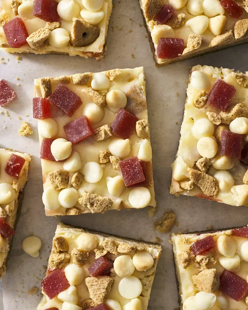 Cazuela de Tostada Francesa de Durazno y Almendras