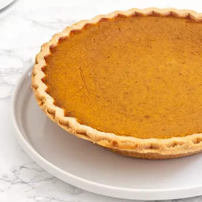 Famoso Pie de Calabaza LIBBY'S® con CARNATION® Almond Cooking Milk