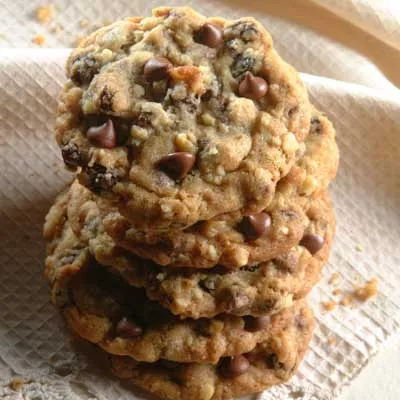 Chunky Milk Chocolate Chip Cookies