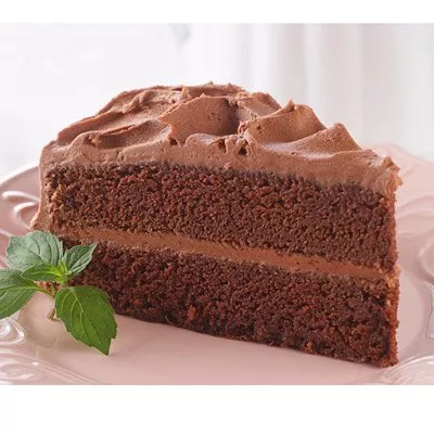 Delicious Chocolate Cake with Rich & Creamy Chocolate Frosting
