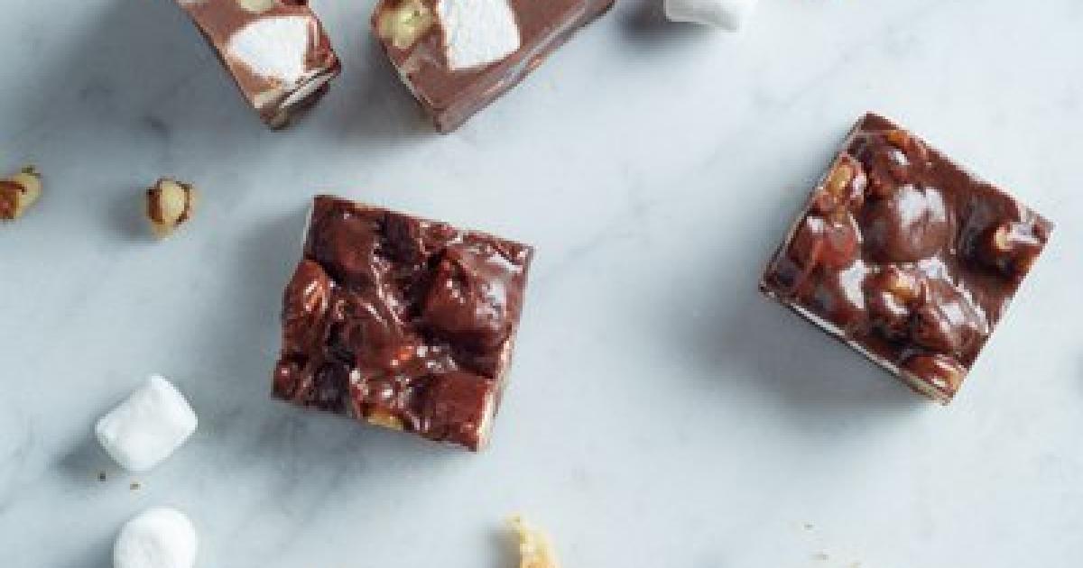 Fudge Súper Fácil de Rocky Road | Very Best Baking