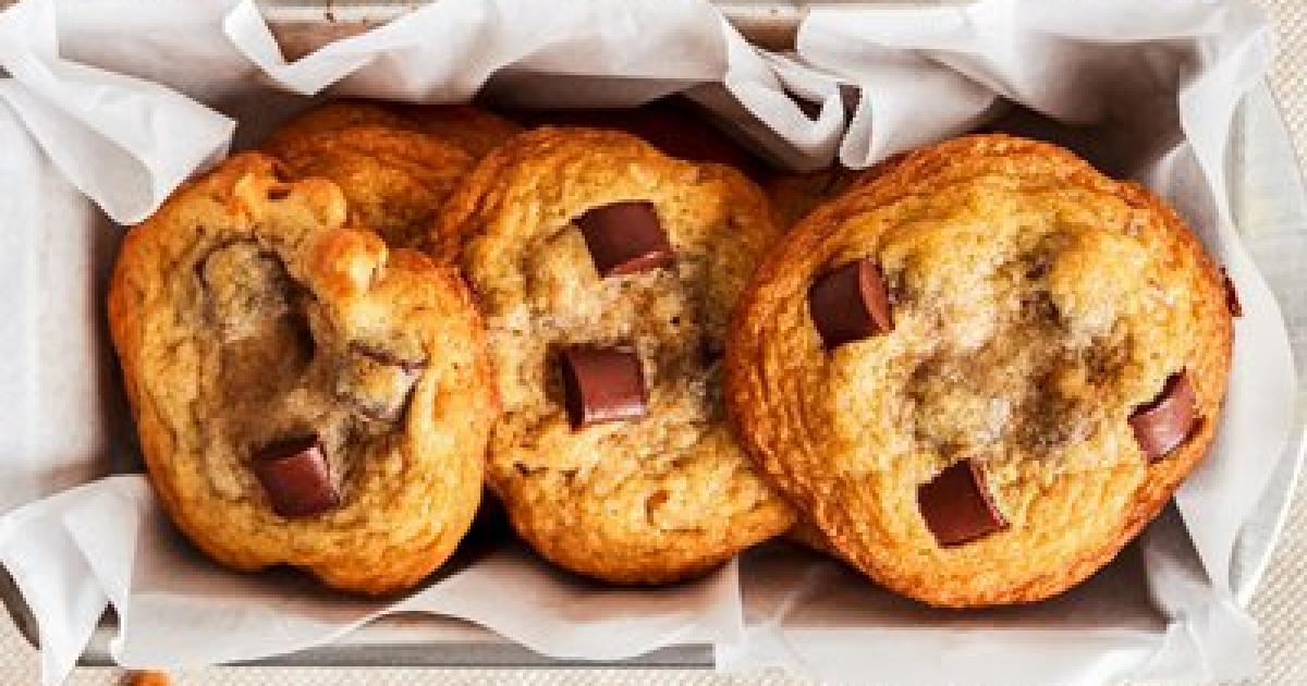 Original NESTLÉ® TOLL HOUSE® Chocolate Chunk Cookies