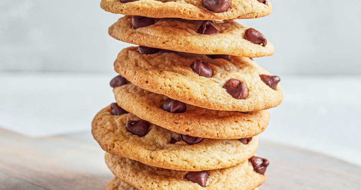 Original NESTLE TOLL HOUSE Milk Chocolate Chip Cookies