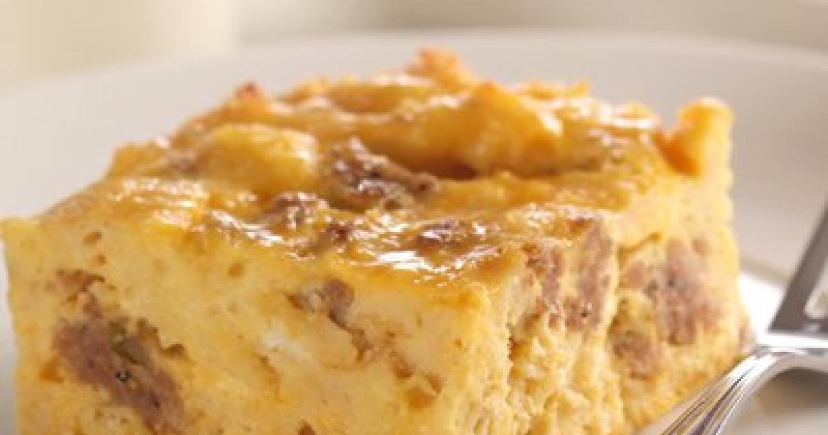 Brunch Sausage Casserole CARNATION® MILKS