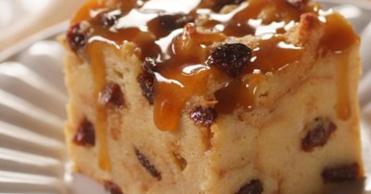 Raisin Bread Pudding CARNATION® MILKS