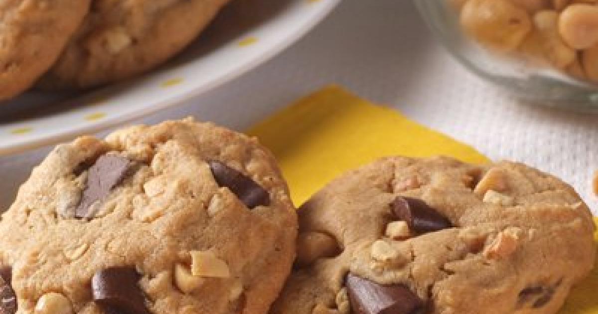 Peanut Butter Chocolate Chunk Cookies NESTLÉ® TOLL HOUSE®
