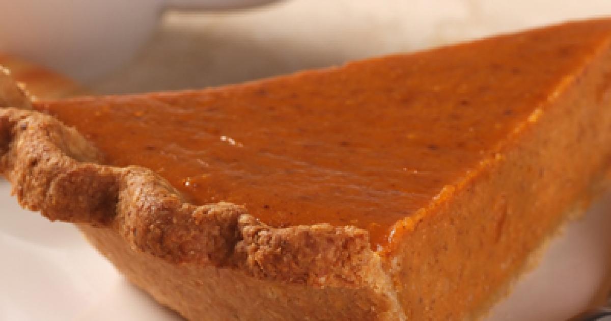 WholeGrain Pie Crust with LIBBY’S® Famous Pumpkin Pie Filling Very