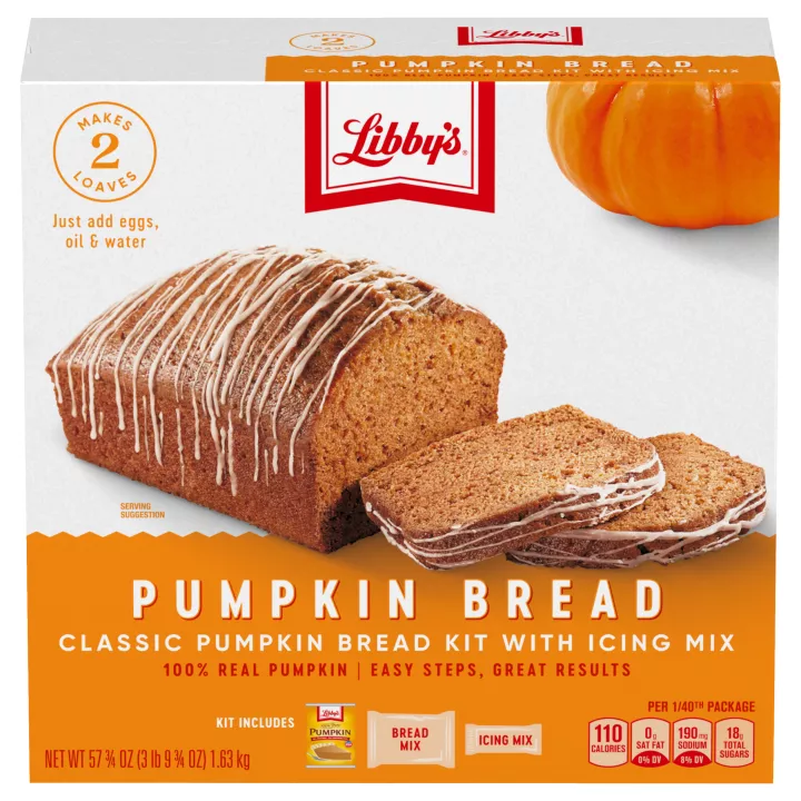 Fotografía frontal de una caja de color naranja claro y marrón del Kit de Pan de Calabaza Libby's. Tiene la marca Libby's y el logotipo rojo y blanco sobre dos hogazas de pan y dos rebanadas de pan de calabaza, y una etiqueta naranja oscuro con blanco que muestra el nombre del producto en letras blancas bajo la ilustración de una calabaza.