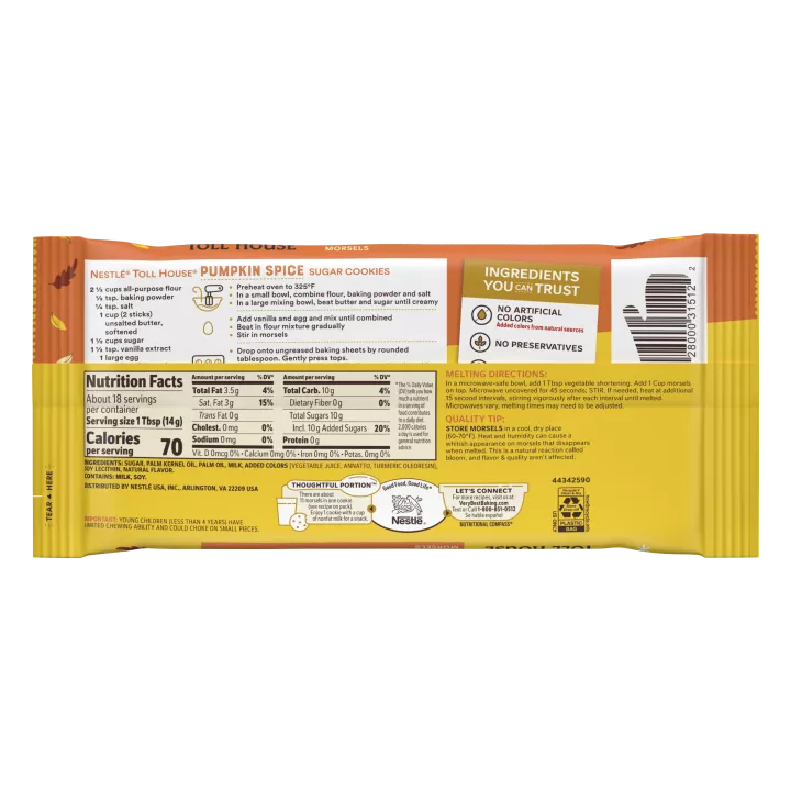 Vista frontal izquierda de bolsa de 9 onzas de Pumpkin Spice Morsels de TOLL HOUSE con peso neto de 9oz (255g)