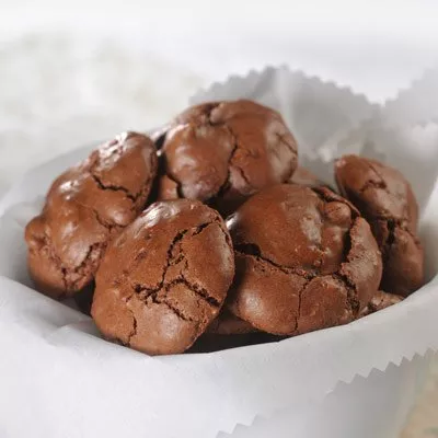Spicy Chocolate Soufflé Cookies