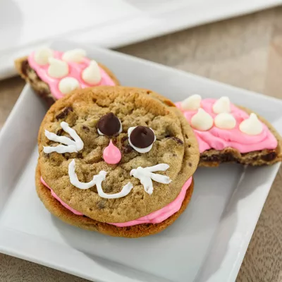 NESTLÉ® TOLL HOUSE® Chocolate Chip Bunny Sandwiches