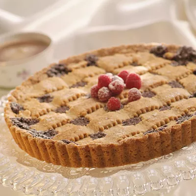 Chocolate Raspberry Linzer Torte