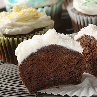 Splenda® Sugar Blend for Baking Chocolate Cupcakes