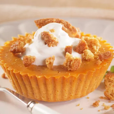 100-Calorie Pumpkin Pie Tartlets