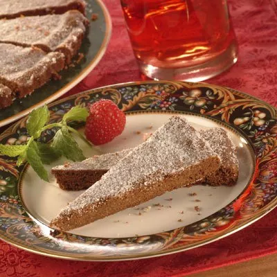 Cazuela de Tostada Francesa de Durazno y Almendras