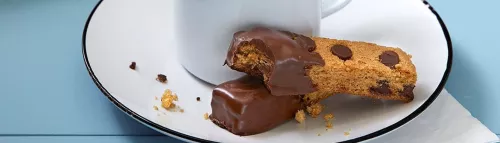 Cazuela de Tostada Francesa de Durazno y Almendras