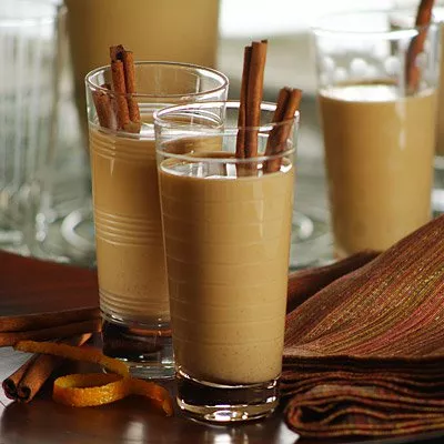 Cola de Mono: Traditional Chilean Holiday Beverage