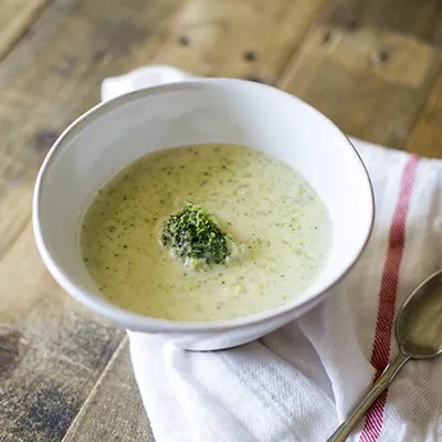 Sopa Cremosa de Brócoli Fácil de Preparar