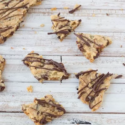 Chocolate Chip Cookie Brittle