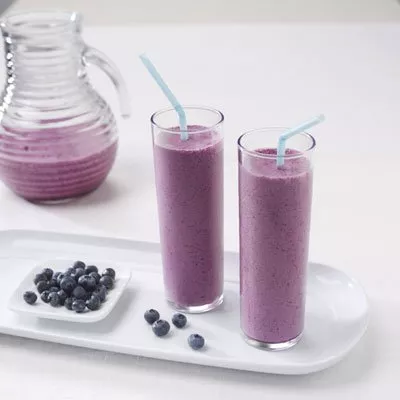 Blueberry Pomegranate Smoothie with Honey & Orange