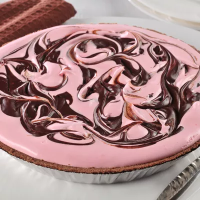 Chocolate Swirled Pink Peppermint Pie