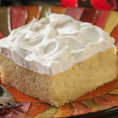 Splenda® Sugar Blend for Baking Tres Leche Cake