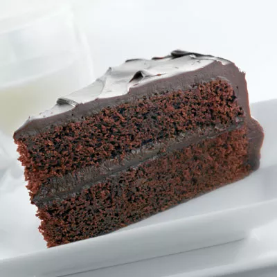 The Ultimate NESTLÉ® TOLL HOUSE® Chocolate Cake