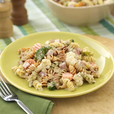 Creamy Pesto Garden Pasta