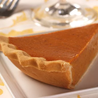 Gluten-Free Pie Crust with LIBBY’S® Famous Pumpkin Pie Filling