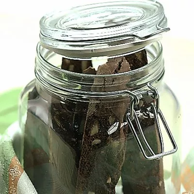 Cazuela de Tostada Francesa de Durazno y Almendras