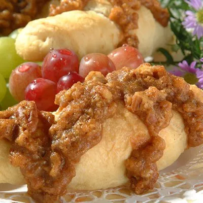 Cazuela de Tostada Francesa de Durazno y Almendras