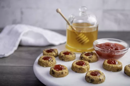 Cazuela de Tostada Francesa de Durazno y Almendras