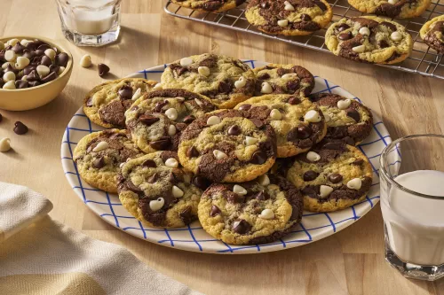 Marbled Nestle Toll House Triple Chip Cookies