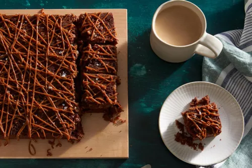 Praline Upside Down Chocolate Cake