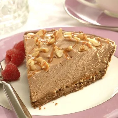 Easy Peanut Butter Chocolate Cheesecake Pie