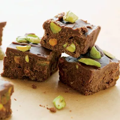 Really Yummy Dark Chocolate Fudge with Pistachios