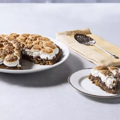 S’mores Skillet Pie