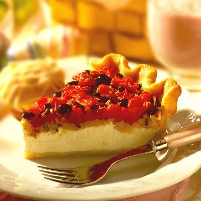 Quiche with Tomato, Basil and Garlic