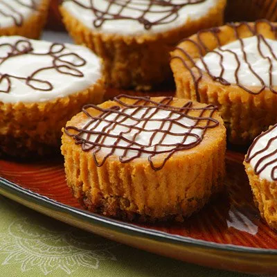 Cazuela de Tostada Francesa de Durazno y Almendras