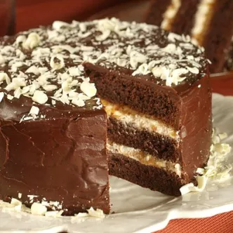 Bananas Foster Fudge Cake