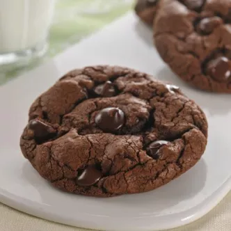 Jumbo Dark Chocolate Cookies