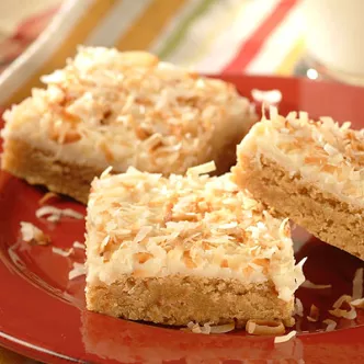 Peanutty Piña Colada Bars
