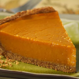 Lighter LIBBY'S® Pumpkin Pie with Whole-Grain Pie Crust