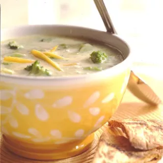 Cazuela de Tostada Francesa de Durazno y Almendras