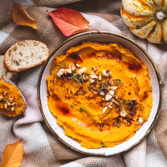 Snackin Pumpkin Hummus