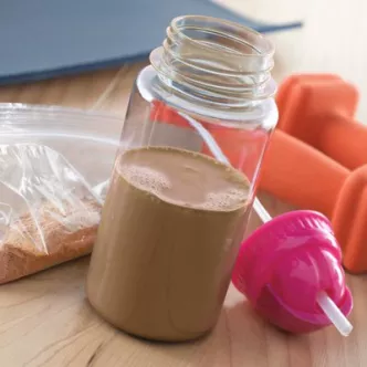 Cazuela de Tostada Francesa de Durazno y Almendras